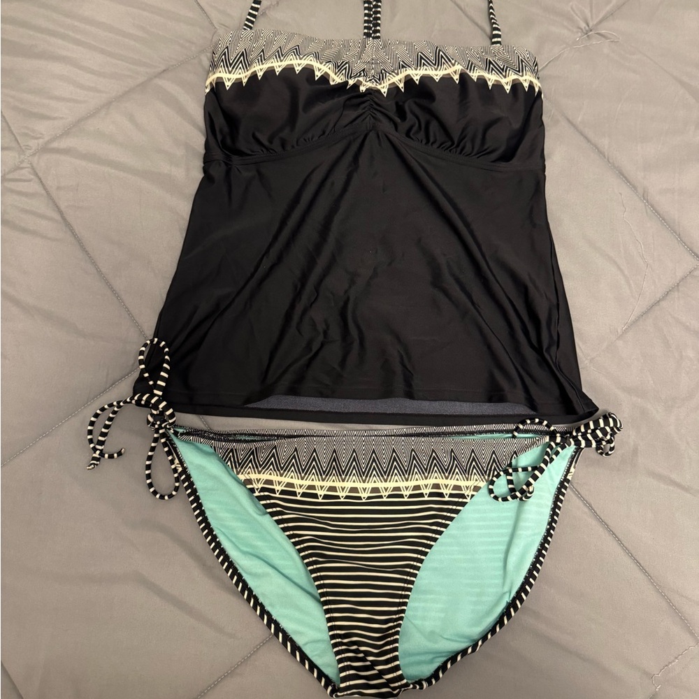 Athleta Black and Mint Swim Top